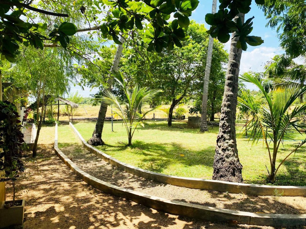 Athyantha Resort Anuradhapura Exterior photo