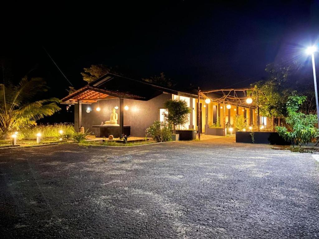 Athyantha Resort Anuradhapura Exterior photo